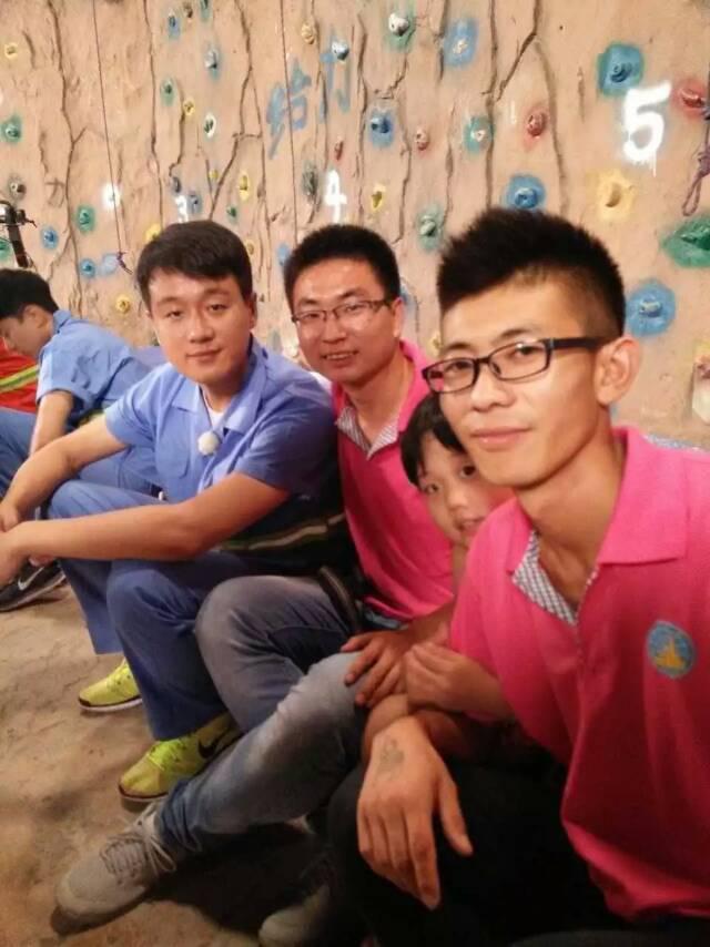 云攀品牌部携手杨坤/佟大为/张杰江苏卫视《真心英雄》(图2)
