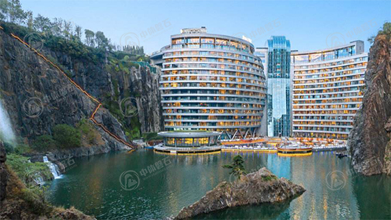 上海世茂洲际酒店飞拉达项目建设完工(图1)